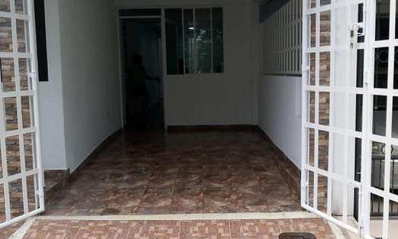 En Venta Casa Nueva...