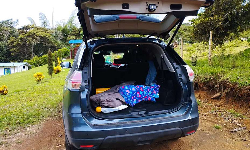 Nissan X-Trail...