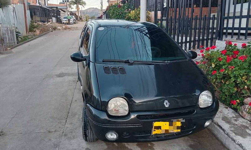 Vendo Twingo 2010...