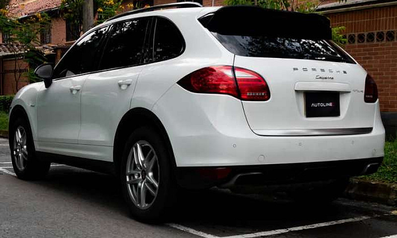 Porsche Cayenne...