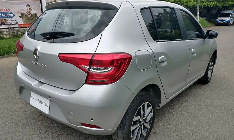 Renault Sandero Zen...