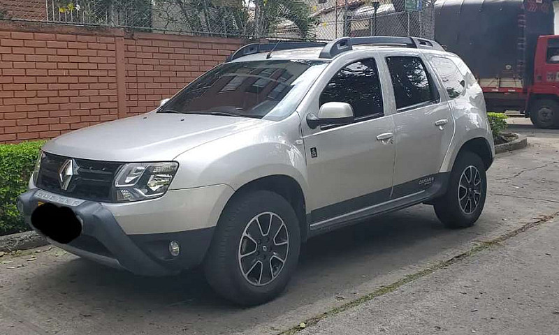 Renault Duster Dakar...