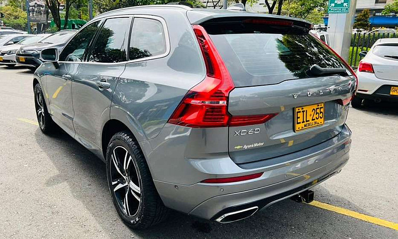 Volvo Xc60 At 2.0 R-...