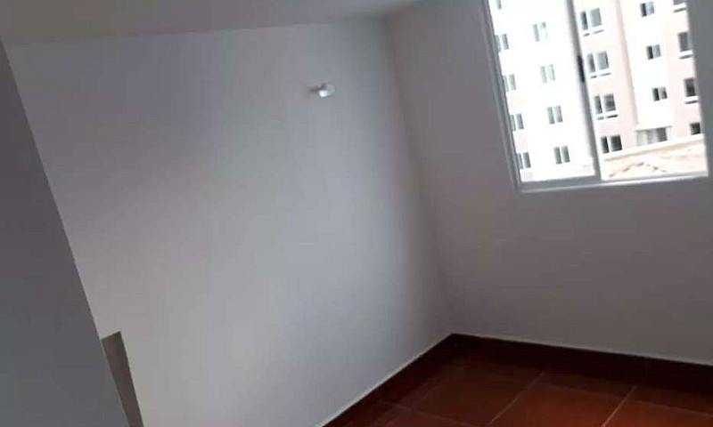 Vendo Un Apartamente...