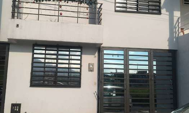 Vendo Casa Urb. Soci...