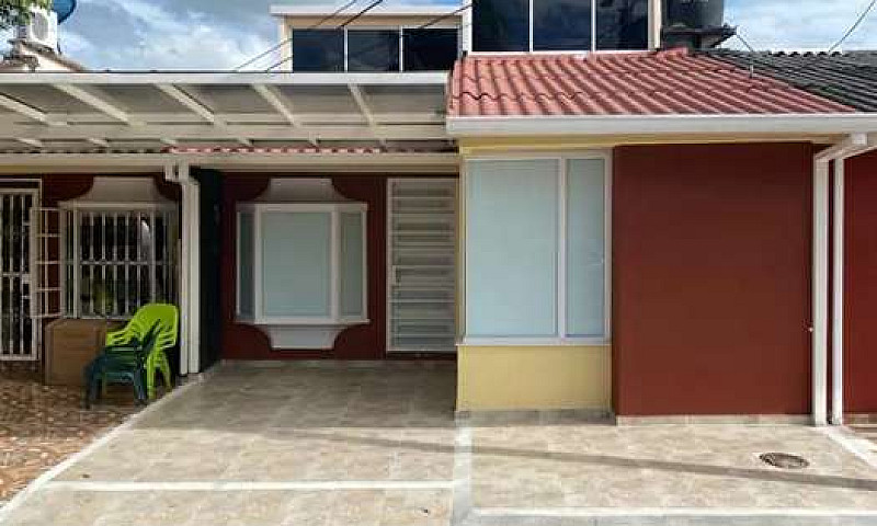 Vendo Hermosa Casa E...