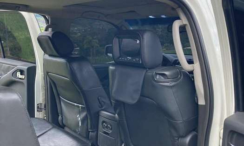 Vendo Camioneta Fami...