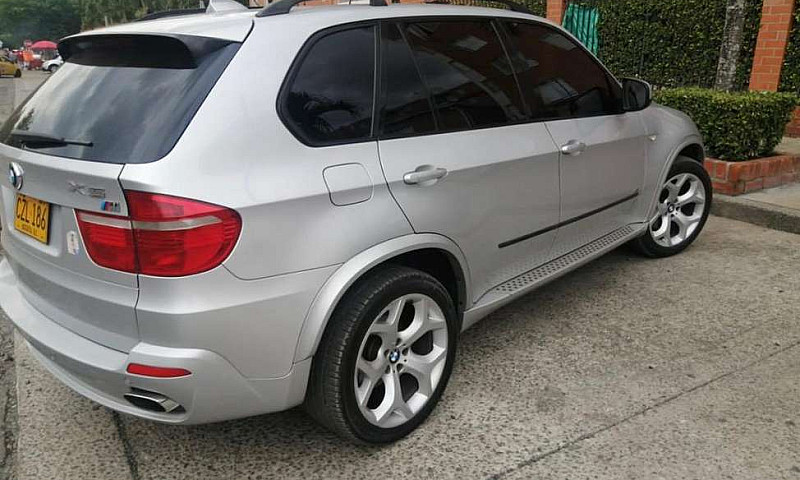 Vendo Hermosa Bmw X5...