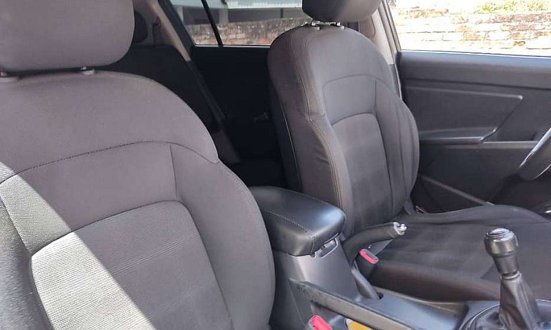 Kia Sportage Full...