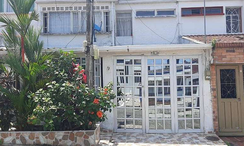 Hermosa Casa Barrio ...