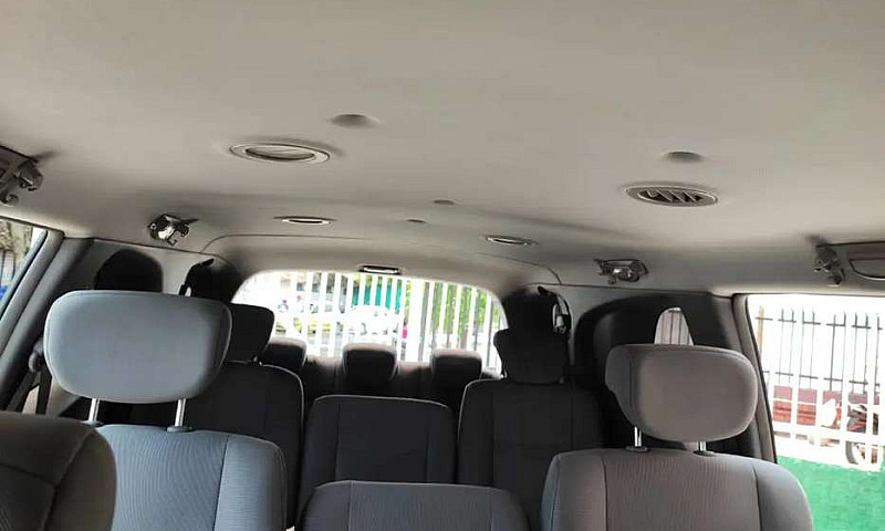 Ssangyong Rodius...