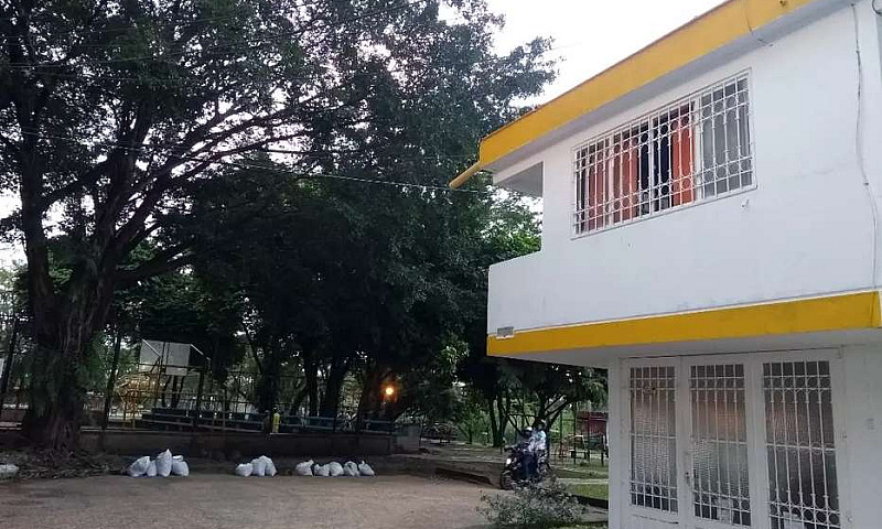 Hermosa Casa Frente ...