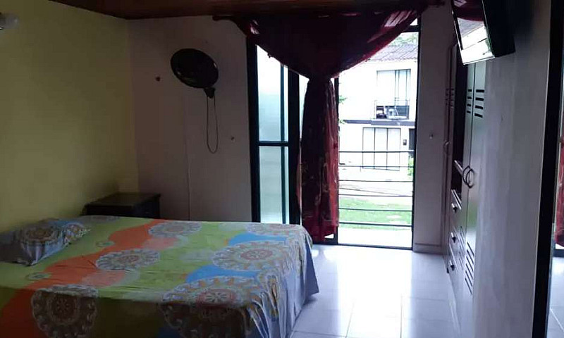 Se Arrienda Dos Habi...