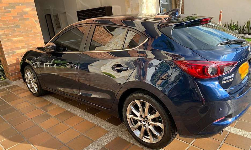 Mazda 3 2017 Touring...