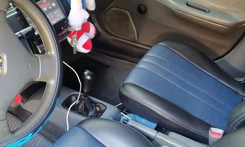 Se Vende Carro Honda...