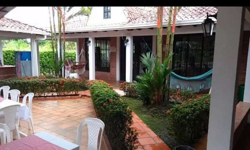 Vendo Hermosa Casaqi...