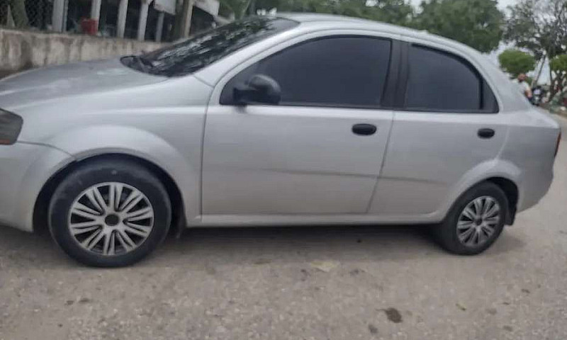 Vendo Aveo Sedan 201...