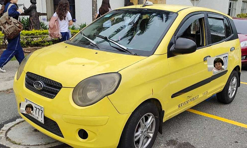 Vendo Taxi...