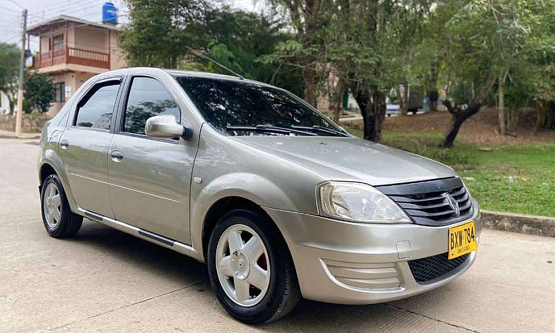 Renault Logan Famili...