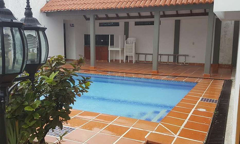 Permuto Hermosa Casa...