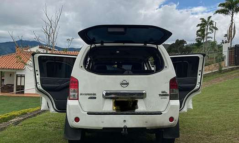 Vendo Camioneta Fami...