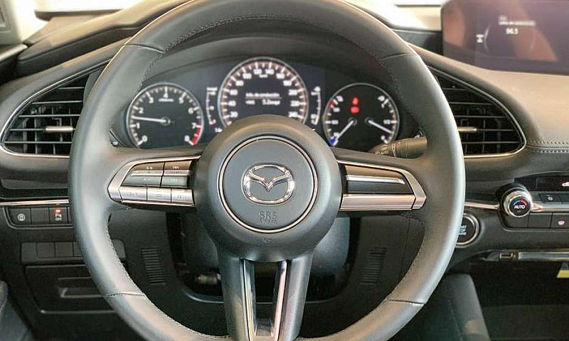 Mazda 3 Touring At 2...
