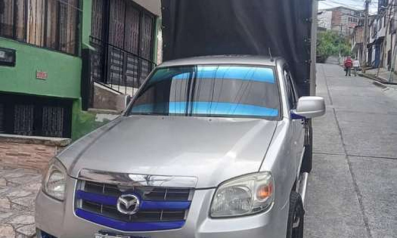 Vendo Camioneta Mazd...