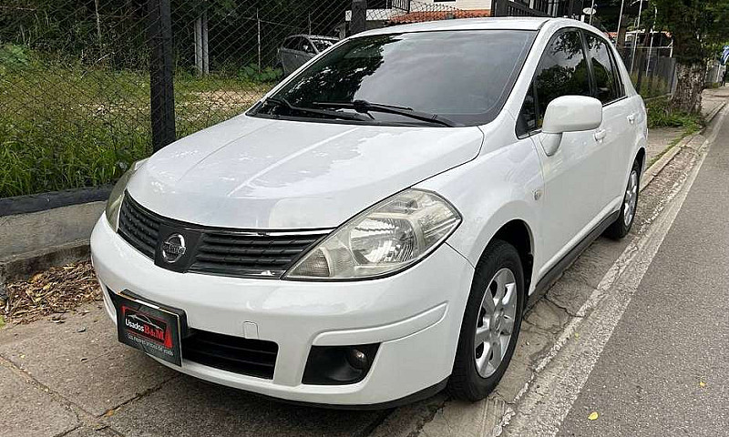 Nissan Tiida 2008...