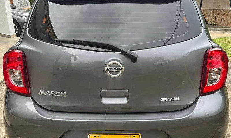 Nissan March 1.6 Sen...