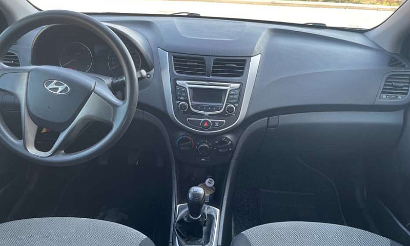 Hyundai Accent Gl...