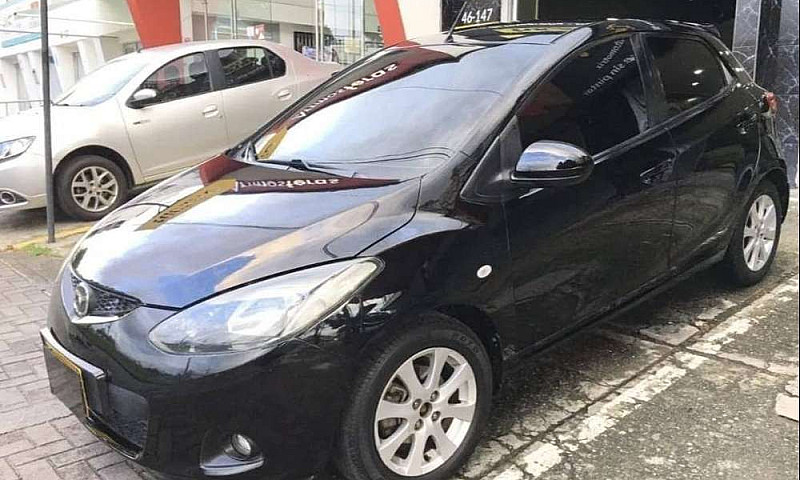Vendo Mazad 2 Modelo...