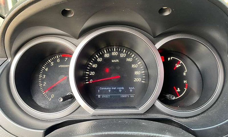 Suzuki Grand Vitara ...