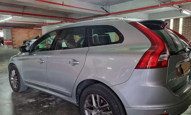 Vendo Volvo Xc 60 Au...