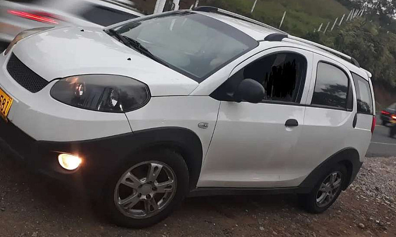 Vendo Chery Xcross...