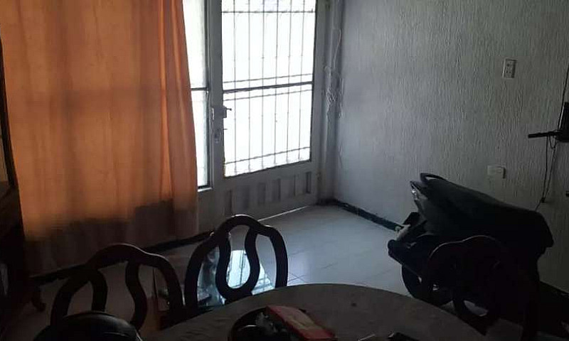 Se Vende Casa Barrio...