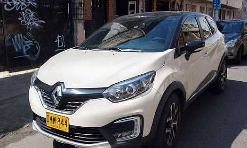 Renault Captur Model...