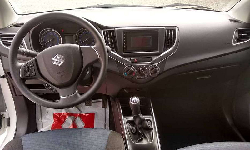 Suzuki Baleno Cross ...