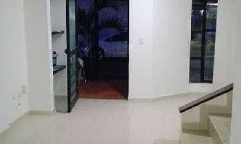 Casa En Conjunto Cer...