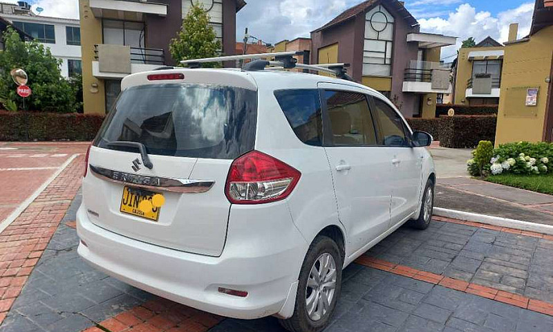 Susuki Ertiga 1.4 7 ...