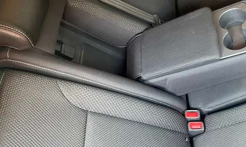 Vendo Renault Koleos...