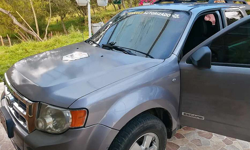 Ford Escape 2008...