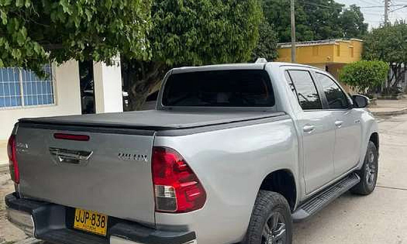 Toyota Hilux...