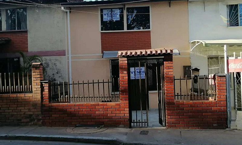 Se Vende Casa...