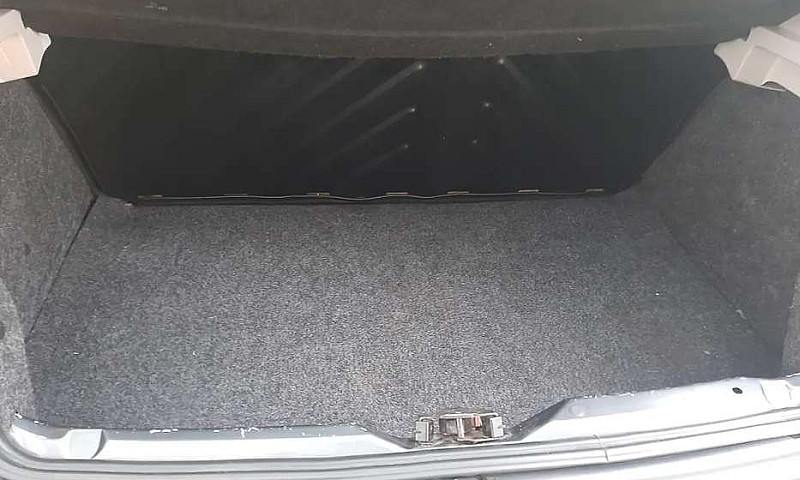 Peugeot 207 Compact ...