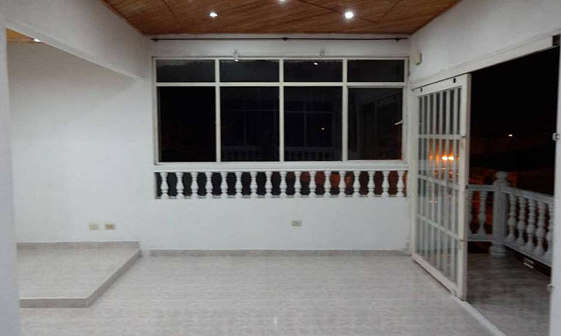 Arriendo Apartamento...