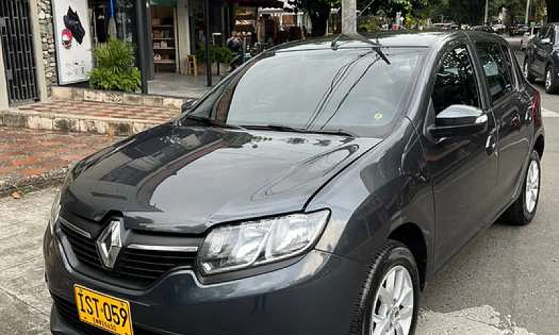Renault Sandero Dyna...