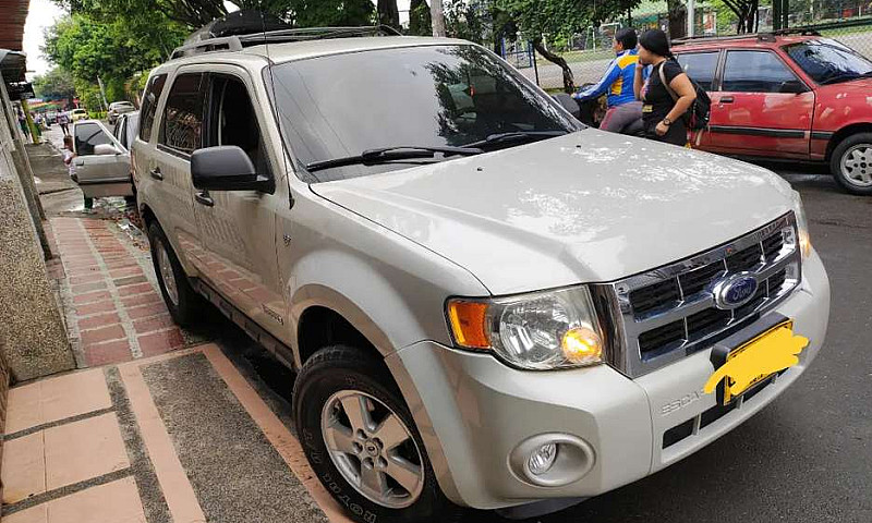 Vendo Ford Escape Xl...
