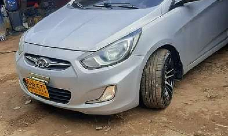 Se Vende Hyundai I25...