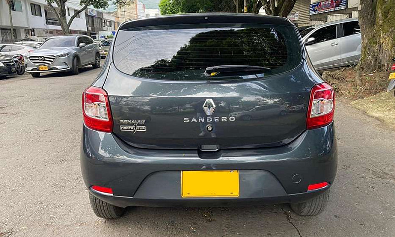Renault Sandero 2018...