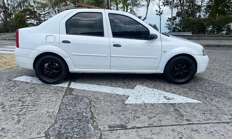 Renault Logan Dinami...